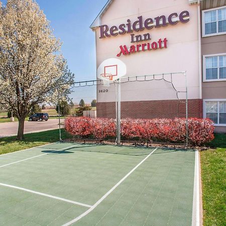 Residence Inn Topeka Luaran gambar