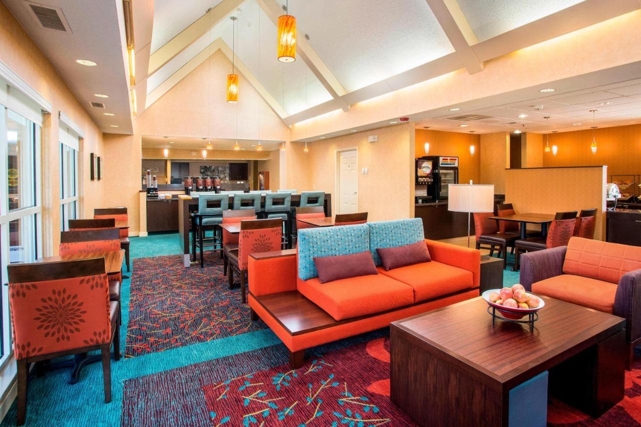 Residence Inn Topeka Luaran gambar