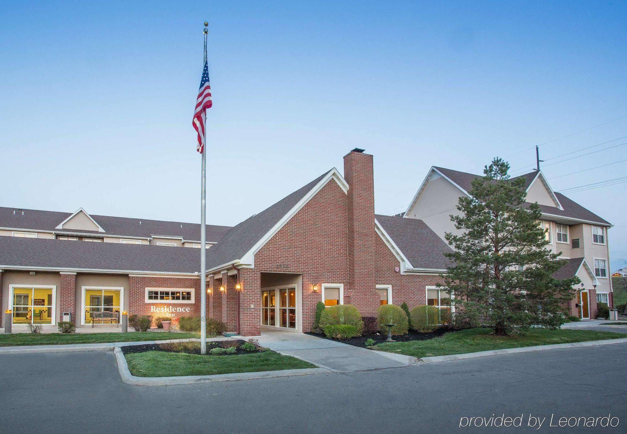 Residence Inn Topeka Luaran gambar