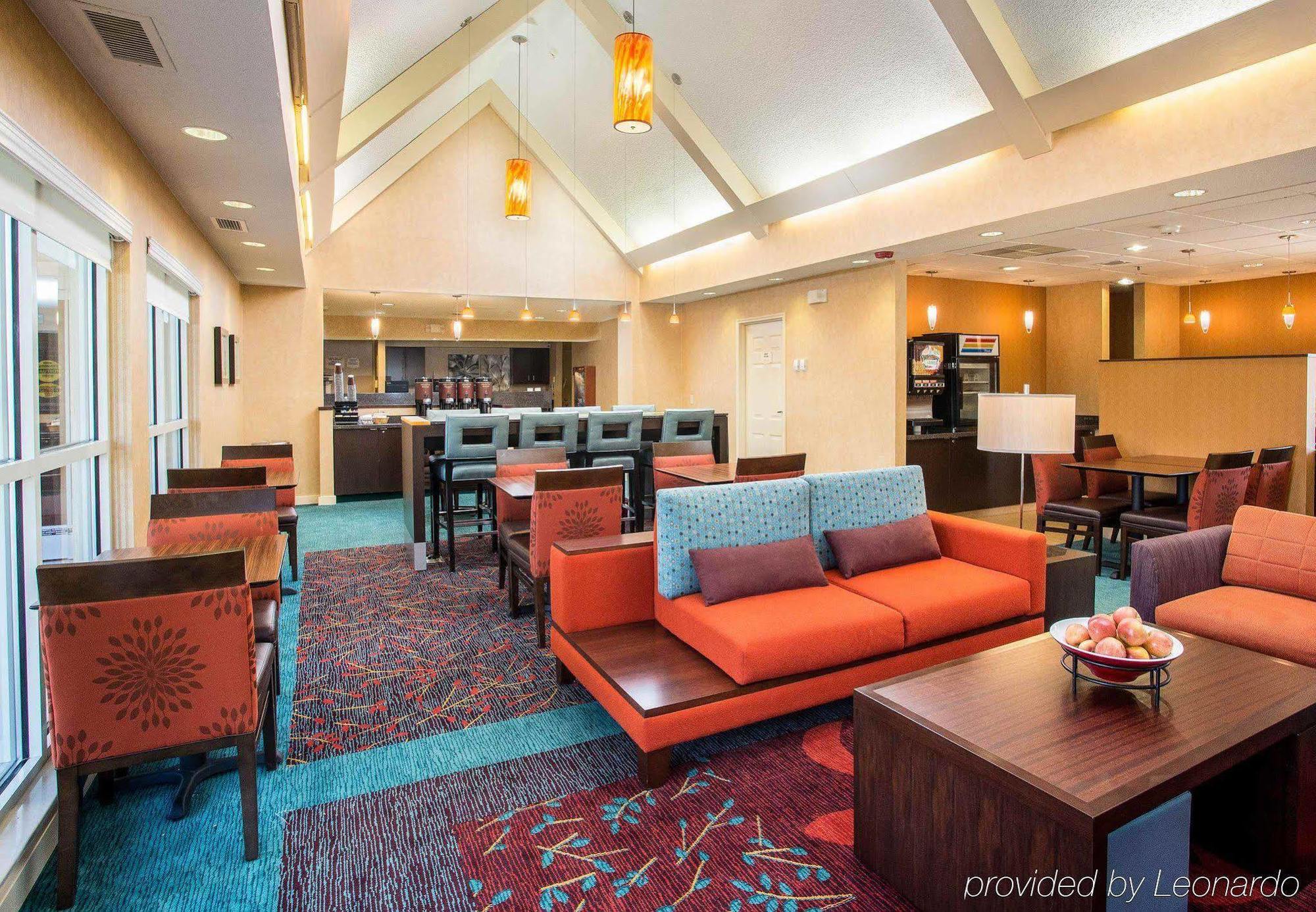 Residence Inn Topeka Luaran gambar