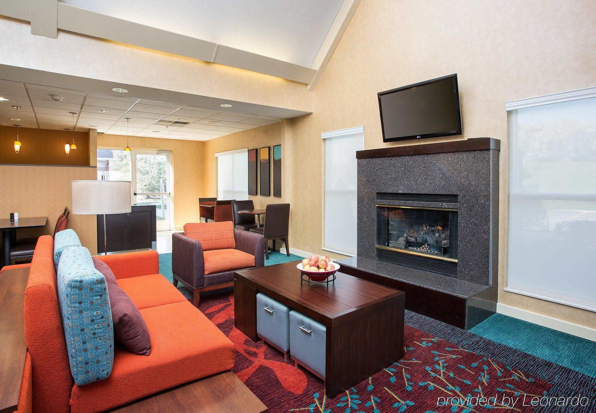 Residence Inn Topeka Luaran gambar