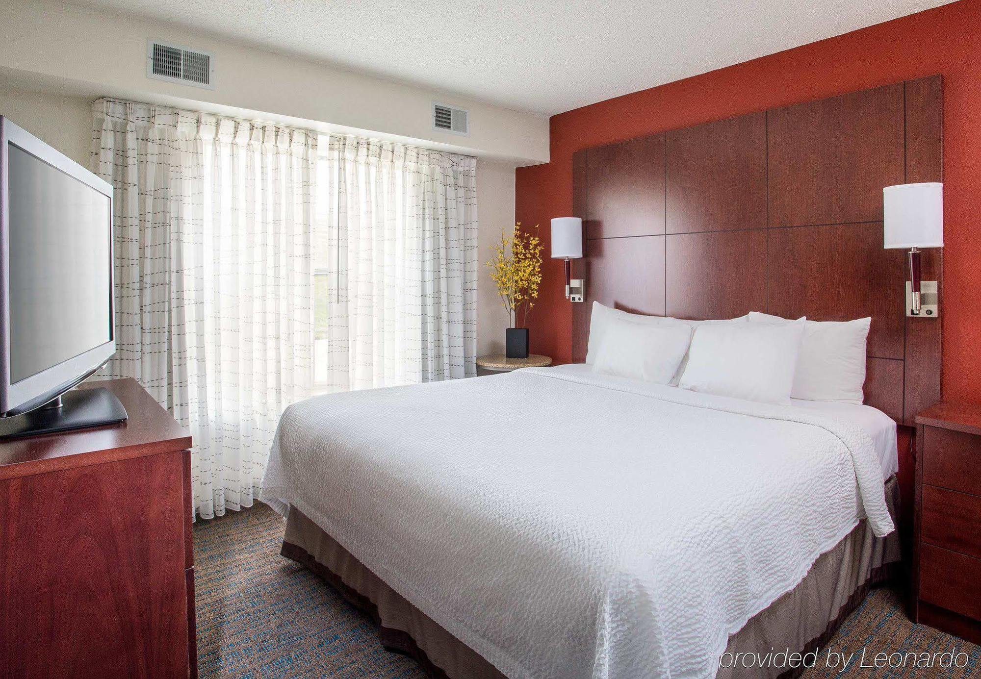 Residence Inn Topeka Luaran gambar
